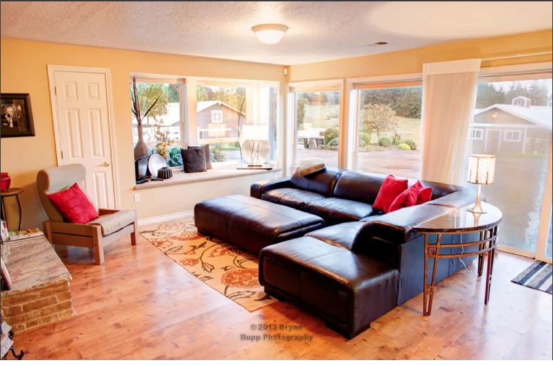 Living Area Guest Suite