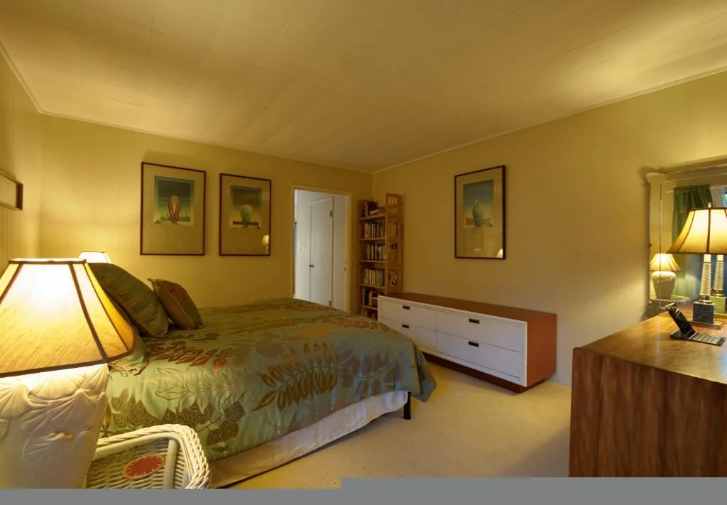 Large king bedroom ensuite.
