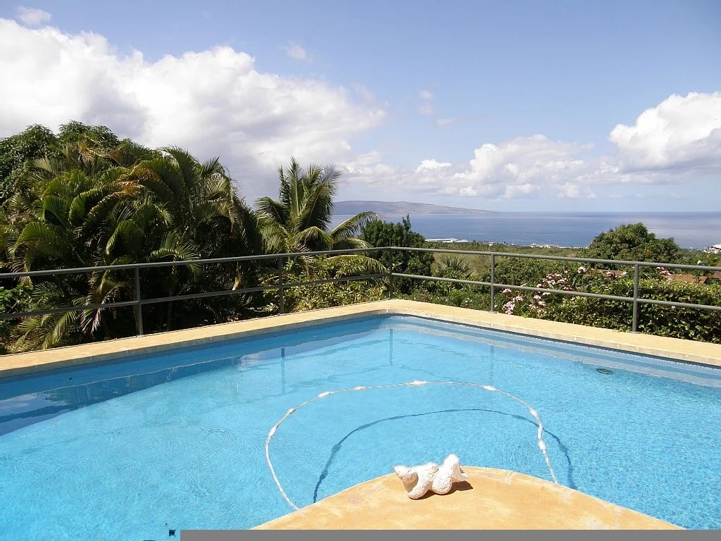 Views are much better than the photos according to most of my guests! LOL