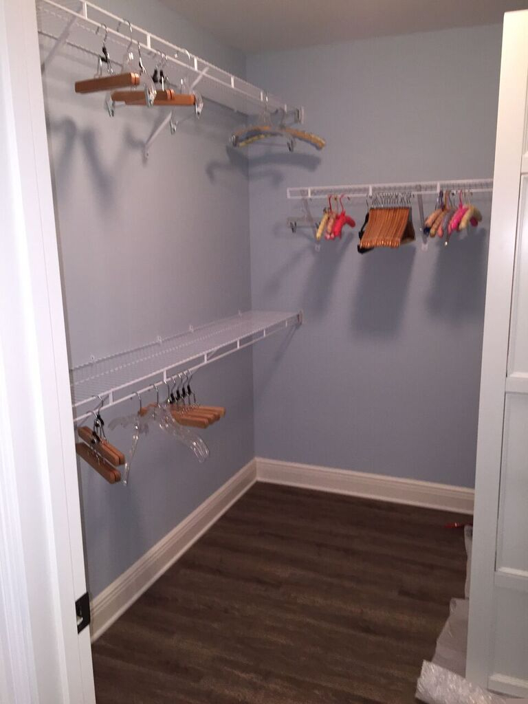 Walk-in closet