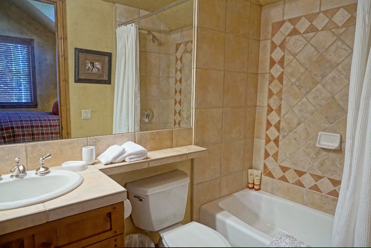 Queen own Bath